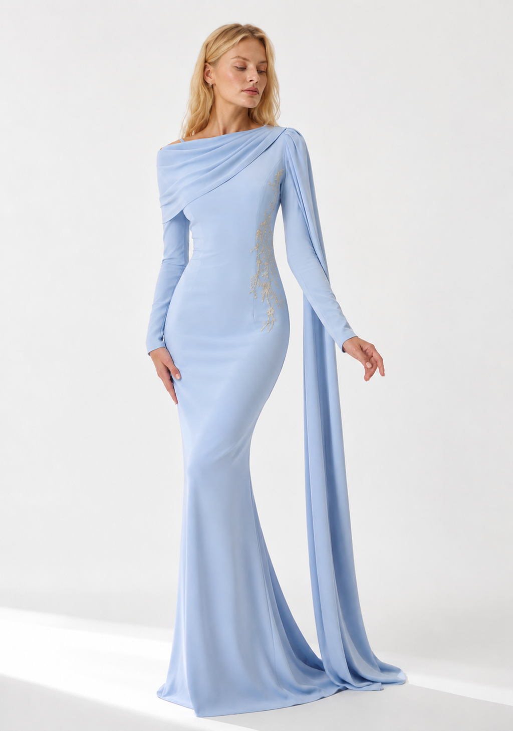Meerjungfrau-Maxikleid mit asymmetrischem Drapé-Ausschnitt und Cape-Ärmel