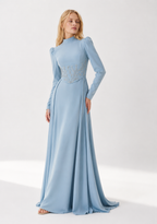 Elegantes A-Linien-Maxikleid mit besticktem Taillenmieder