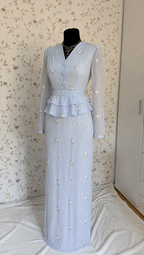 Hellblaues zweiteiliges Maxi-Set mit floralem Muster