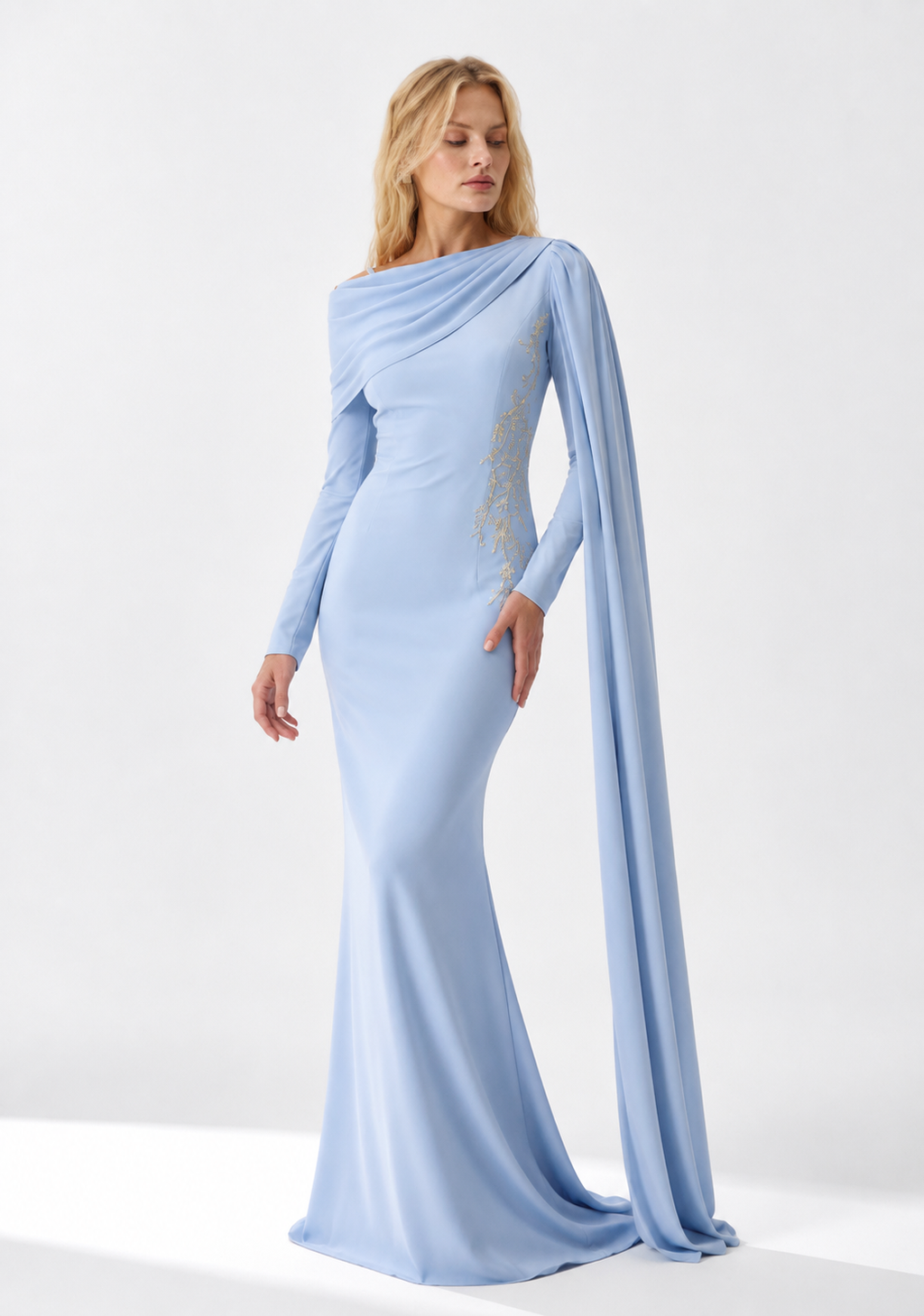 Meerjungfrau-Maxikleid mit asymmetrischem Drapé-Ausschnitt und Cape-Ärmel
