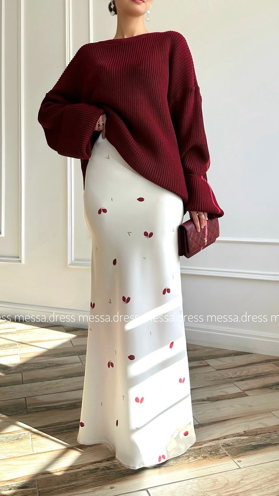 Zweiteiliges Maxi-Set in Bordeauxrot und Weiß