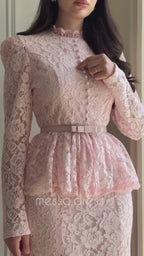 Rosafarbenes zweiteiliges Maxi-Set aus Spitze