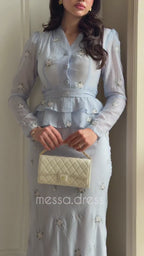 Hellblaues zweiteiliges Maxi-Set mit floralem Muster